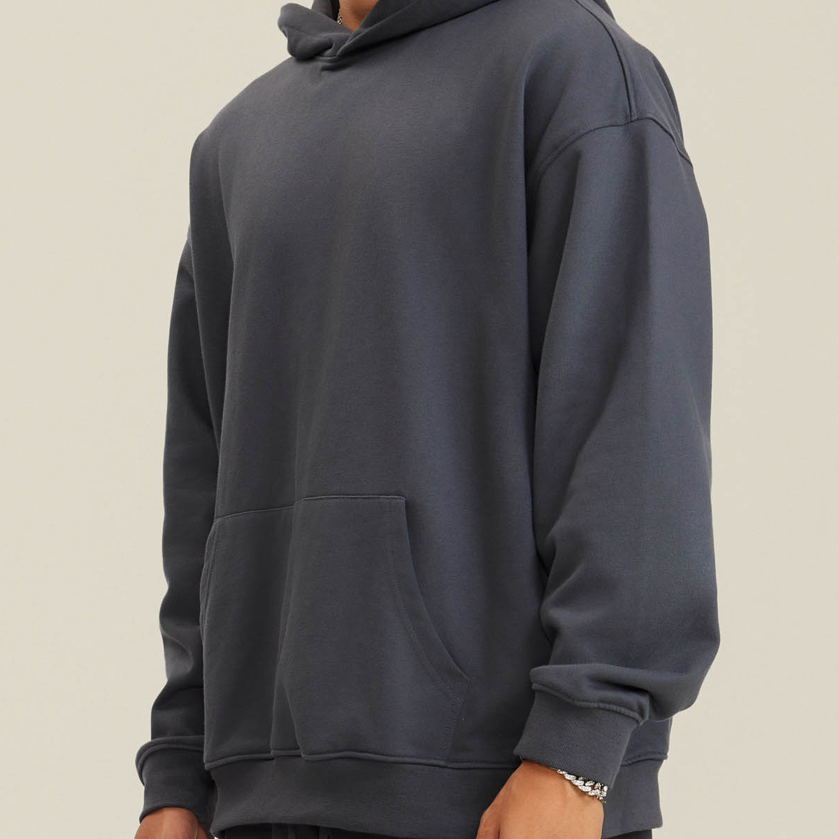 Basic - Looped Hoodie
