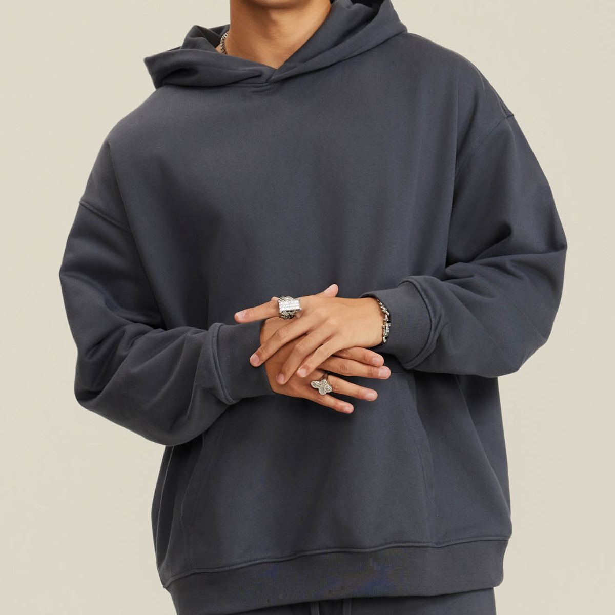 Basic - Looped Hoodie